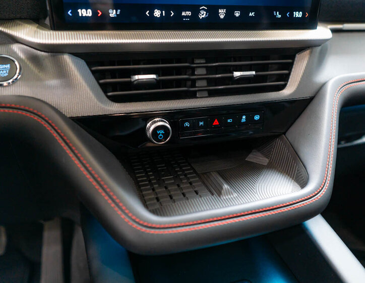 Ford Explorer SUV / Terénní 3,0 l 298 kw