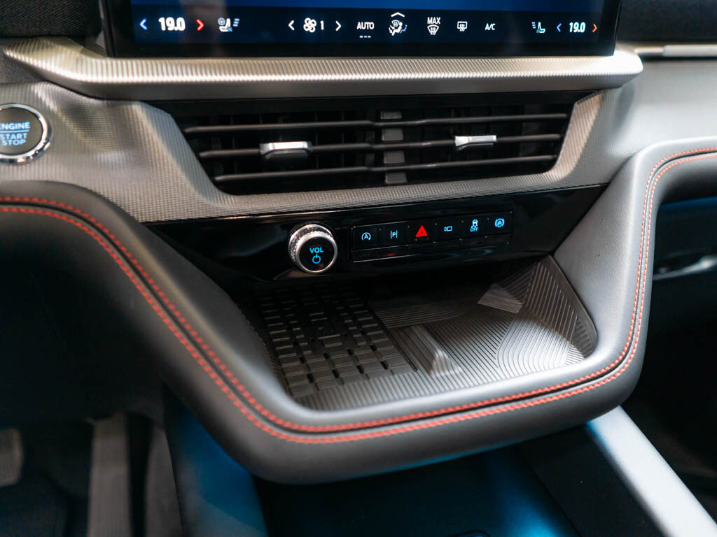 Ford Explorer SUV / Terénní 3,0 l 298 kw