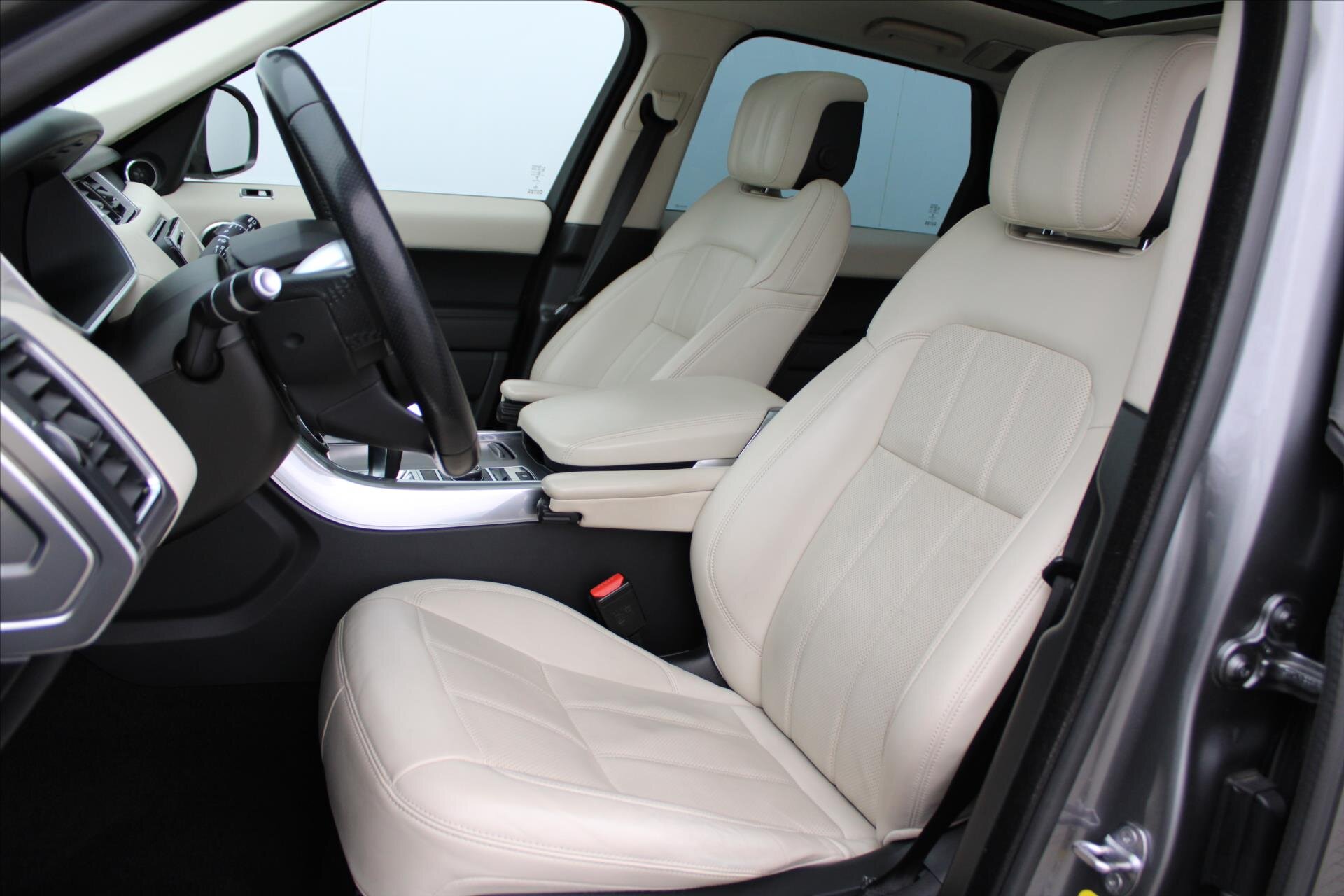 Land Rover Range Rover Sport SUV / Terénní 3,0 l 225 kw