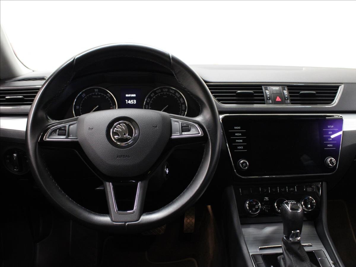 Škoda Superb Kombi 2,0 l 110 kw