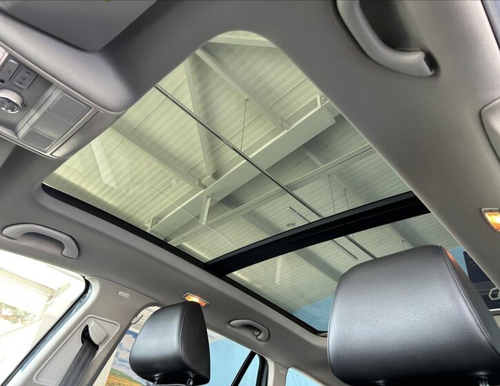 Volkswagen Golf Kombi 2,0 l 103 kw