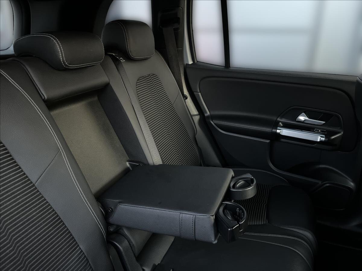 Mercedes-Benz GLB SUV / Terénní 2,0 l 110 kw