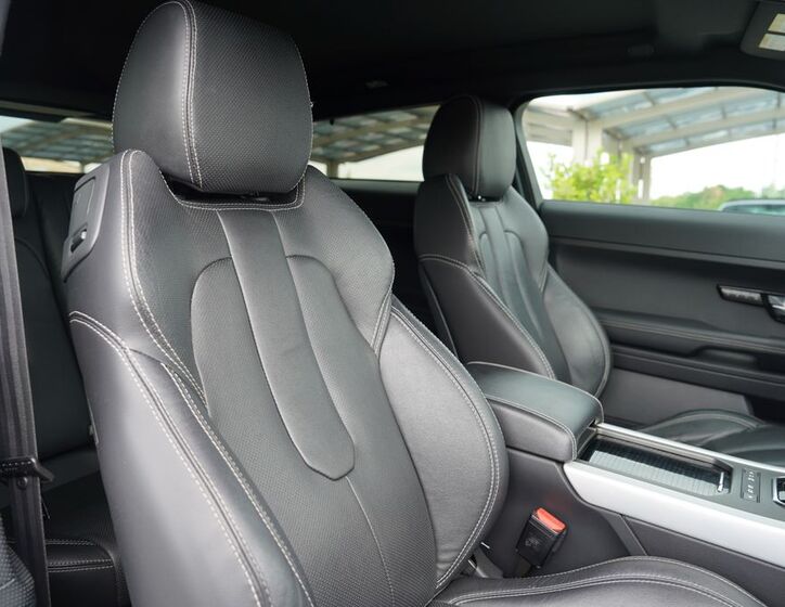 Land Rover Range Rover Evoque 30