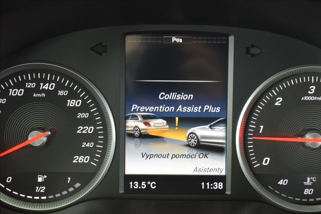 Mercedes-Benz Třídy C Sedan / Limuzína 2,1 l 125 kw