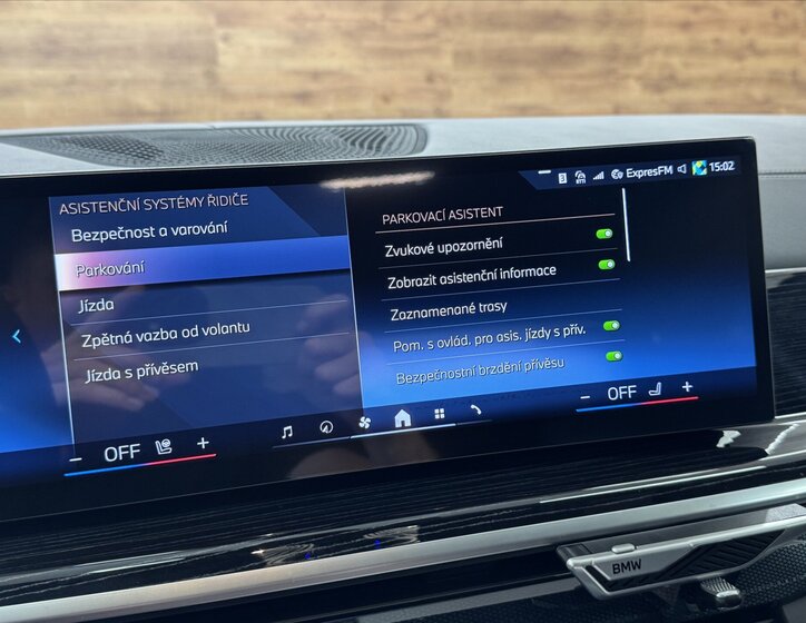 BMW X5 SUV / Terénní 3,0 l 250 kw