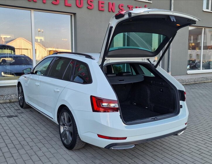 Škoda Superb Kombi 2,0 l 140 kw