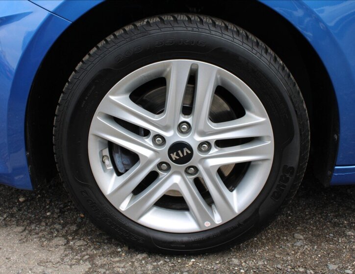 KIA Ceed Hatchback 1,4 l 73 kw