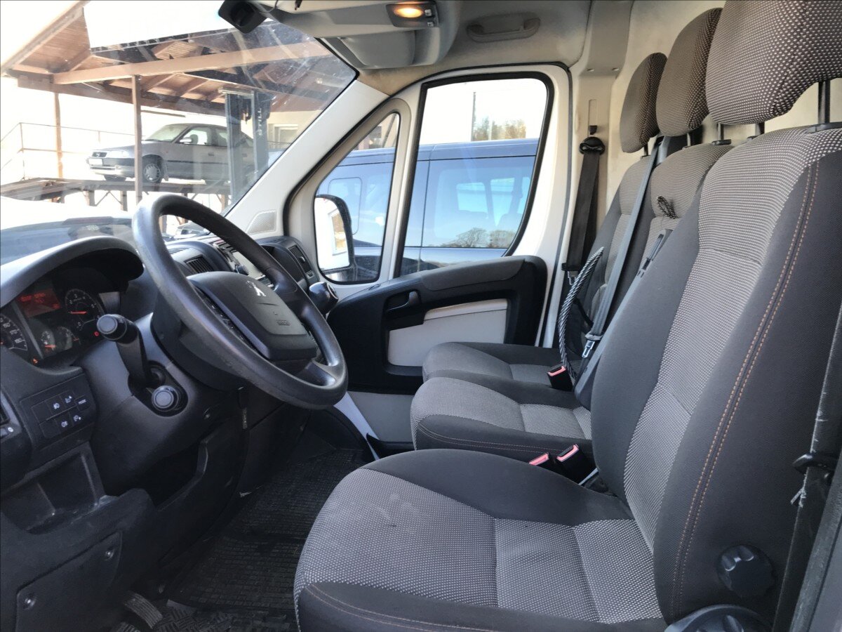 Peugeot Boxer Skříň 2,2 l 110 kw