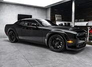 Dodge Challenger 4