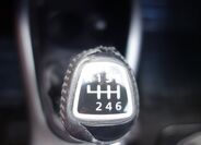 Mitsubishi Outlander 26