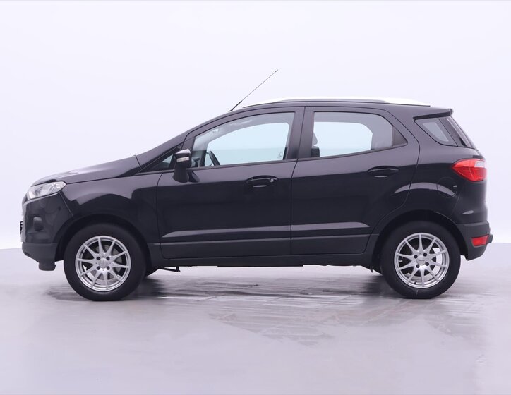 Ford EcoSport 4