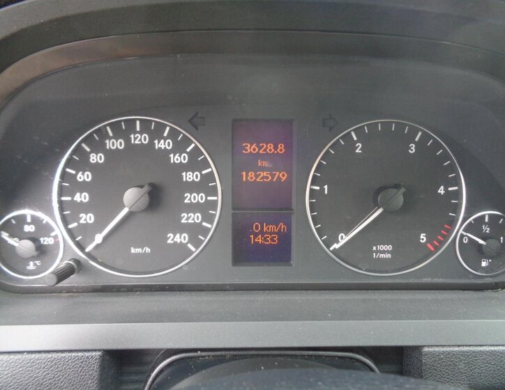 Mercedes-Benz Třídy A Hatchback 2,0 l 80 kw