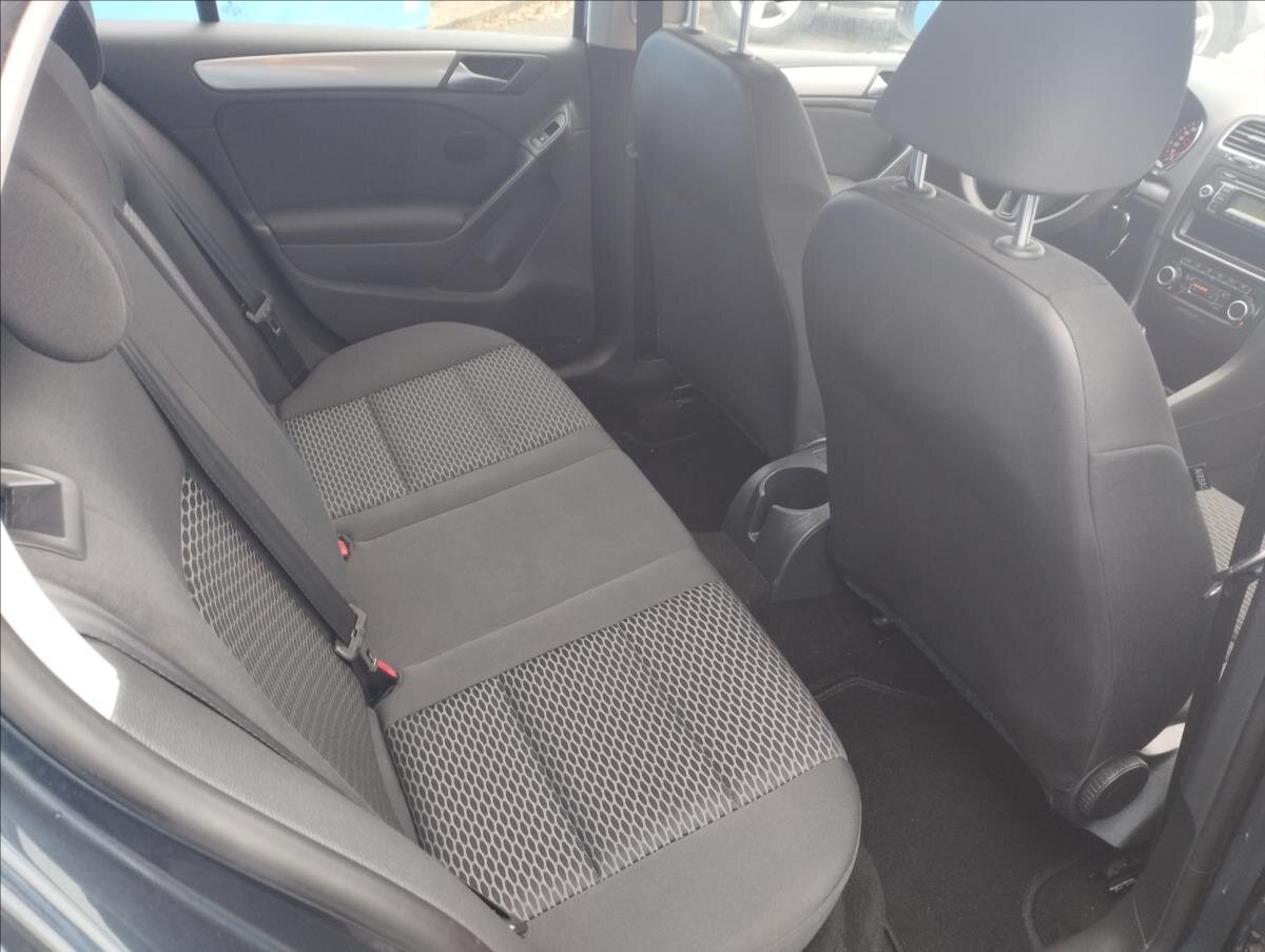 Volkswagen Golf Hatchback 1,6 l 75 kw