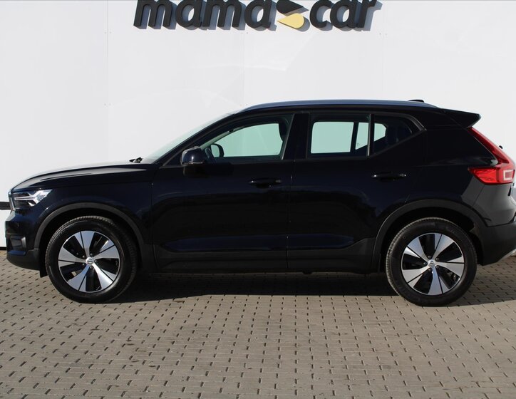 Volvo XC40 4
