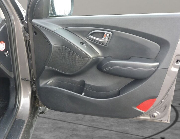 Hyundai ix35 SUV / Terénní 2,0 l 100 kw