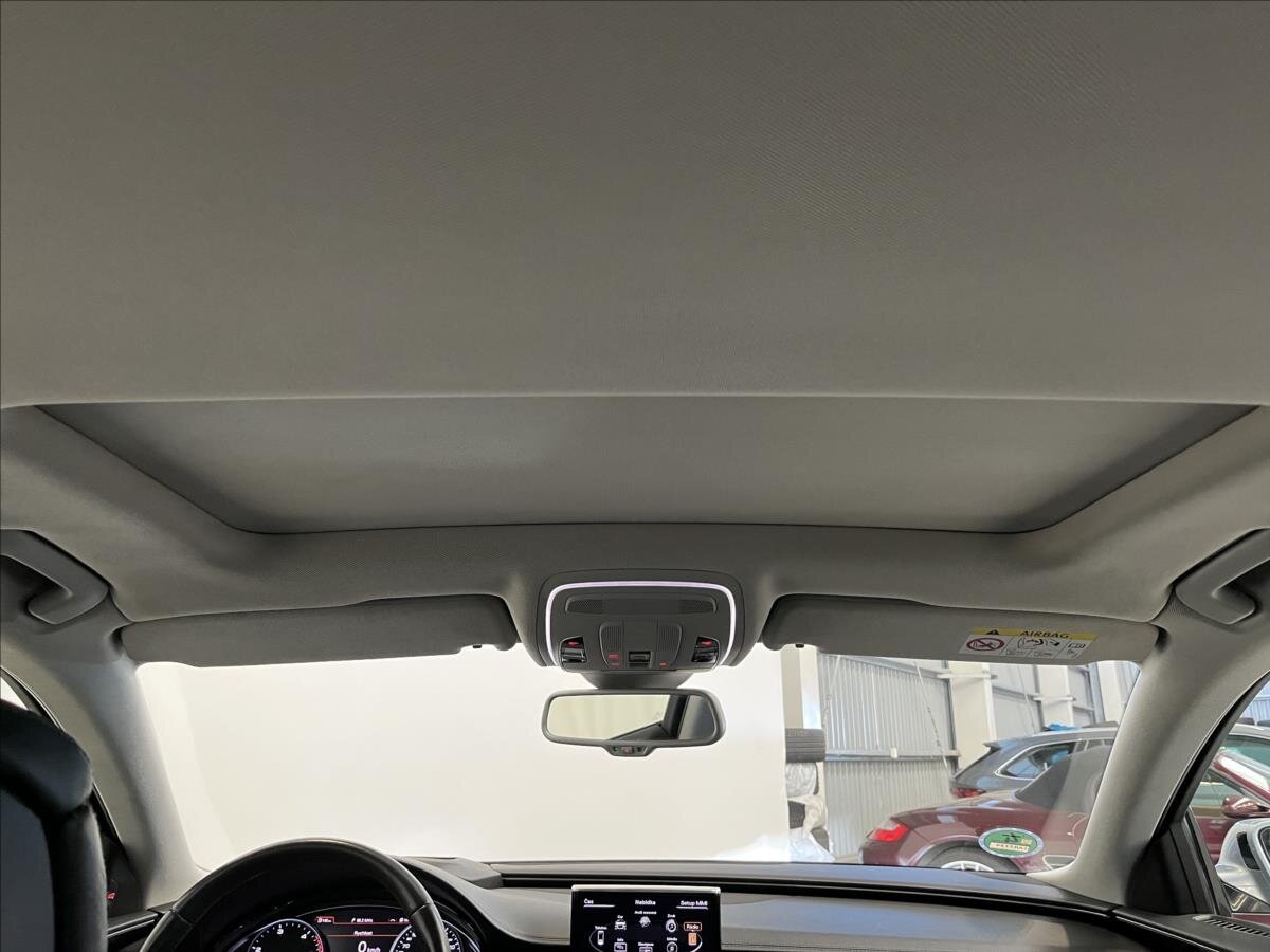 Audi A8 Sedan 3,0 l 190 kw