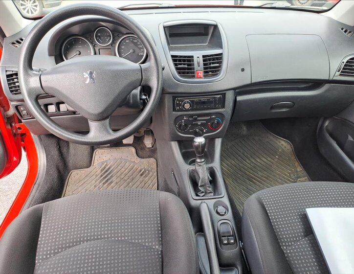 Peugeot 206 Hatchback 1,1 l 44 kw