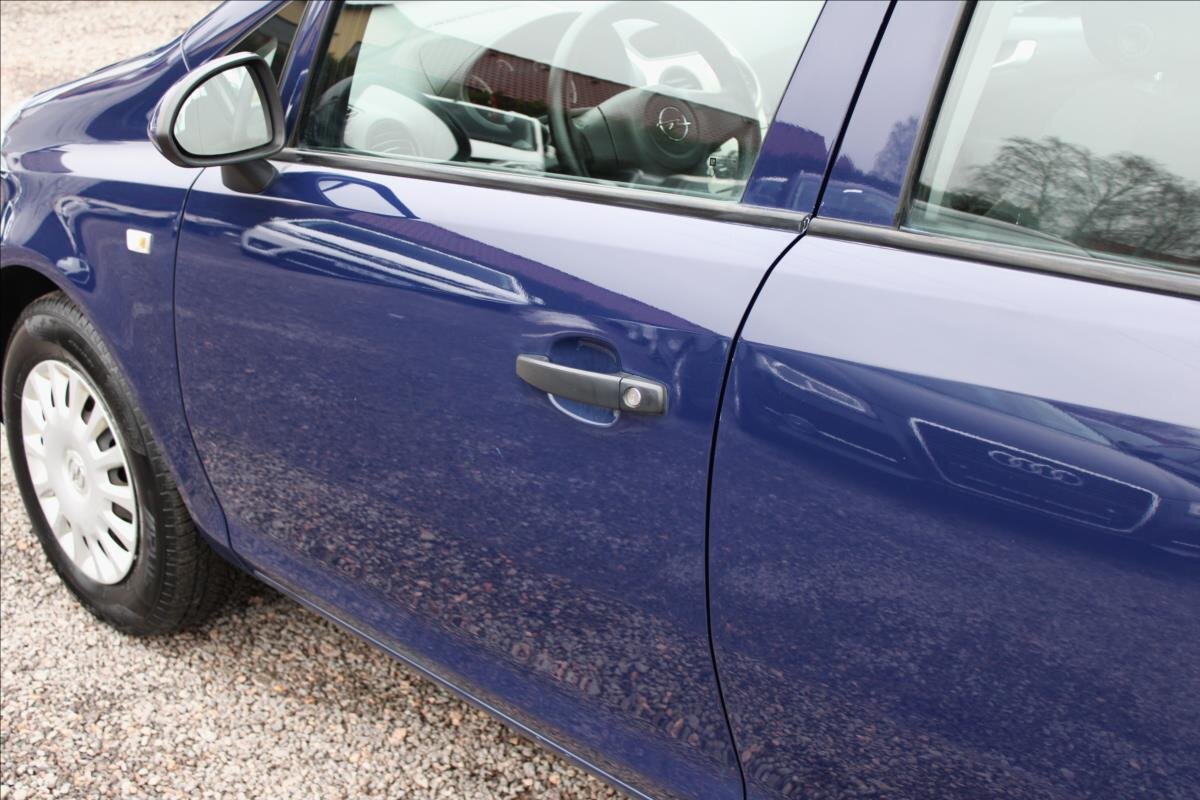 Opel Corsa Hatchback 998,0 44 kw