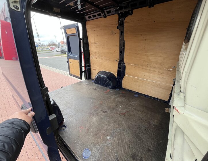 Peugeot Boxer Skříň 2,2 l 81 kw