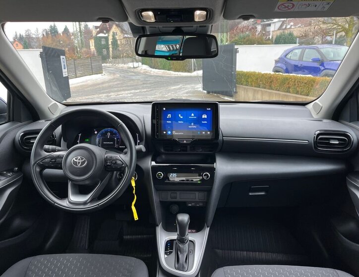 Toyota Yaris Cross SUV 1,5 l 68 kw