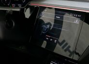 Audi e-tron 26