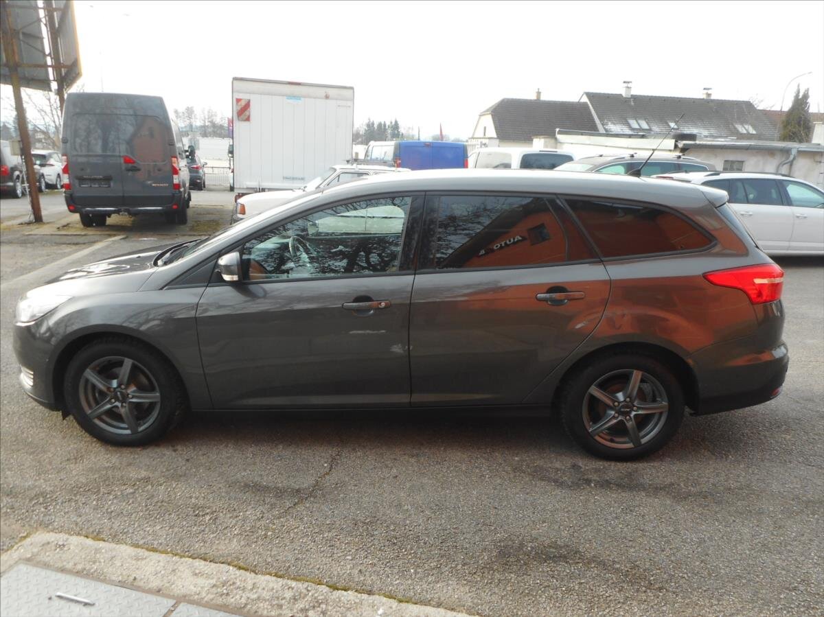 Ford Focus Kombi 1,5 l 70 kw