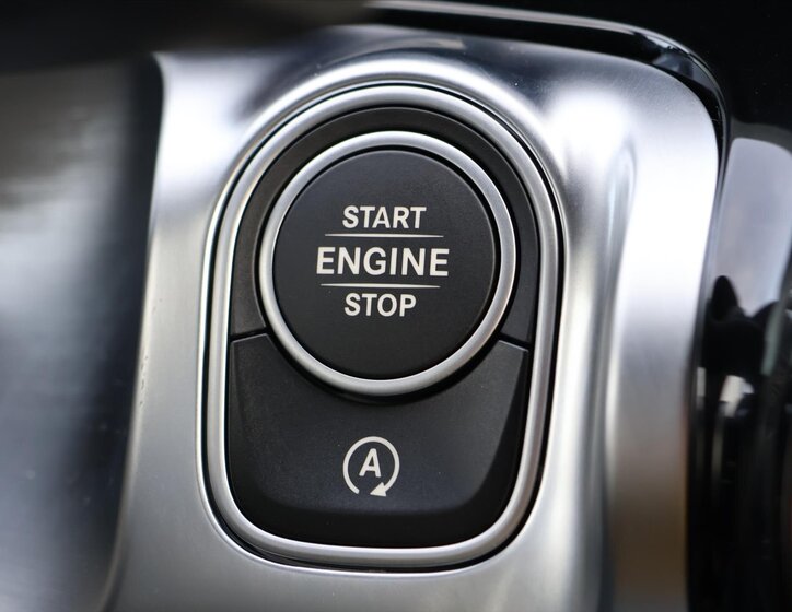 Mercedes-Benz GLB SUV 2,0 l 324 kw