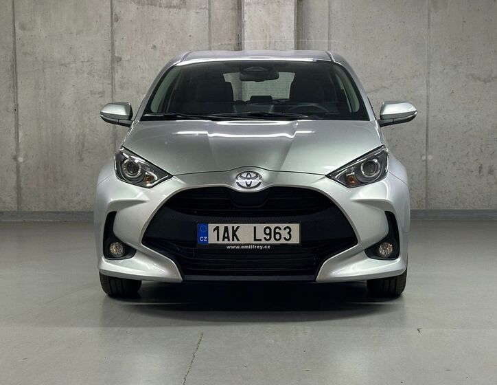 Toyota Yaris 2