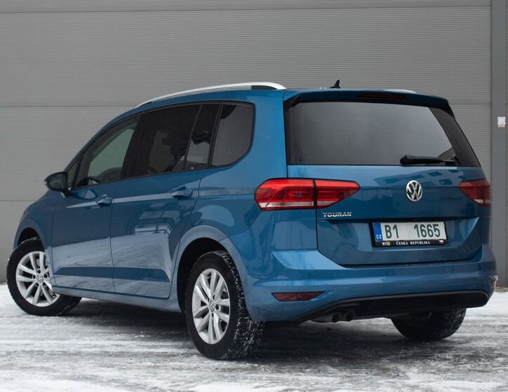 Volkswagen Touran 4