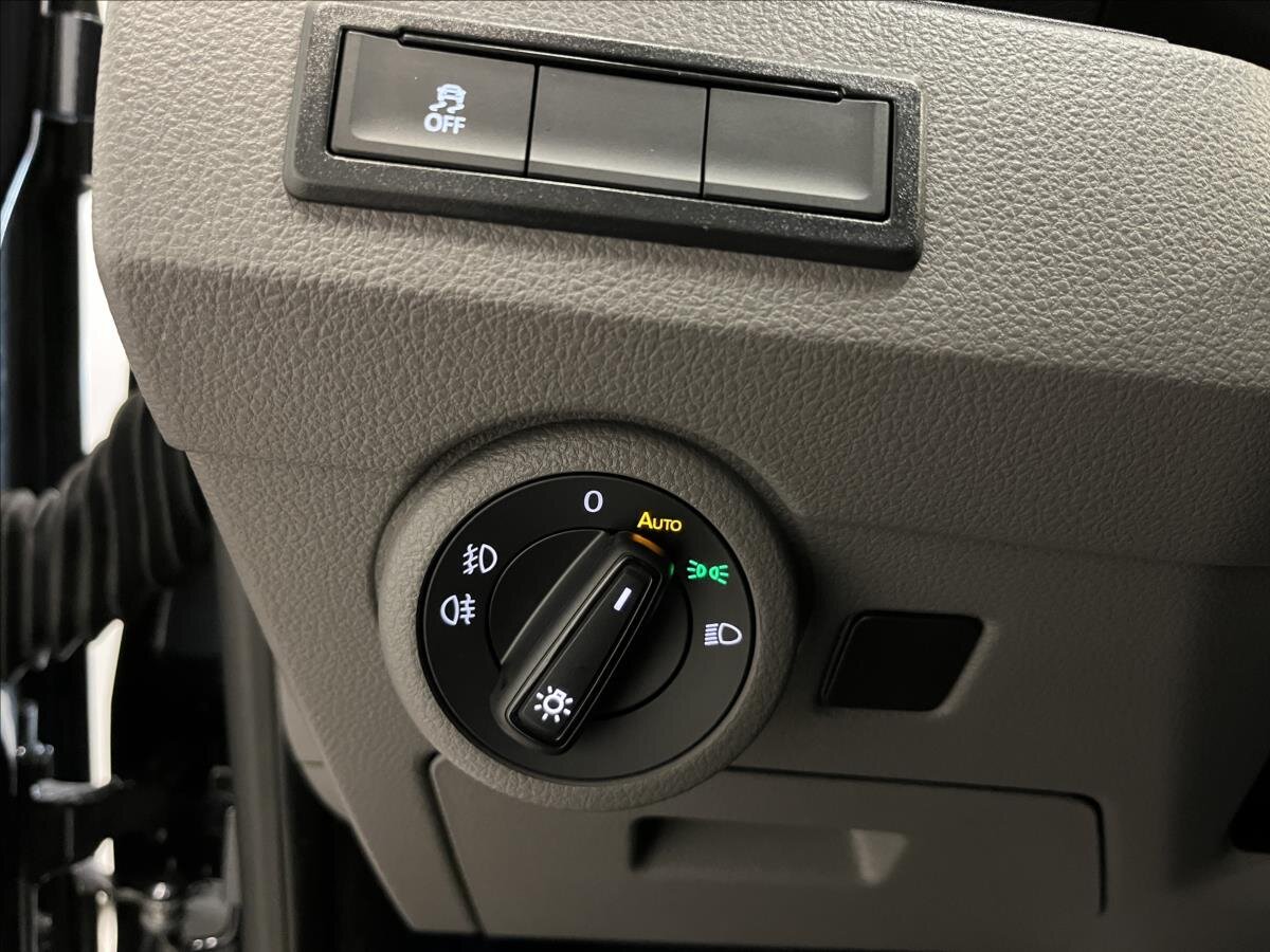 Volkswagen Caravelle Kombi 2,0 l 110 kw