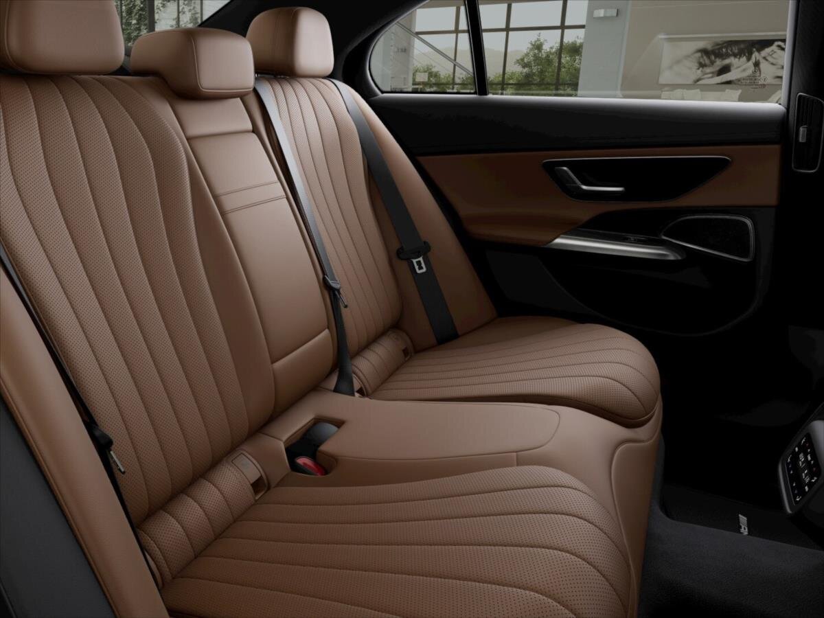 Mercedes-Benz Třídy E Sedan / Limuzína 2,0 l 145 kw