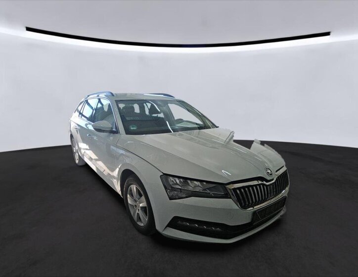 Škoda Superb Kombi 2,0 l 110 kw