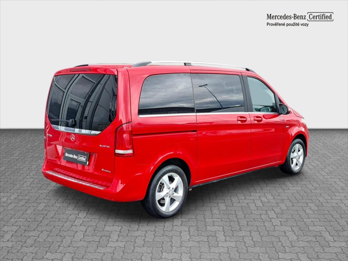 Mercedes-Benz Třídy V MPV 2,1 l 140 kw