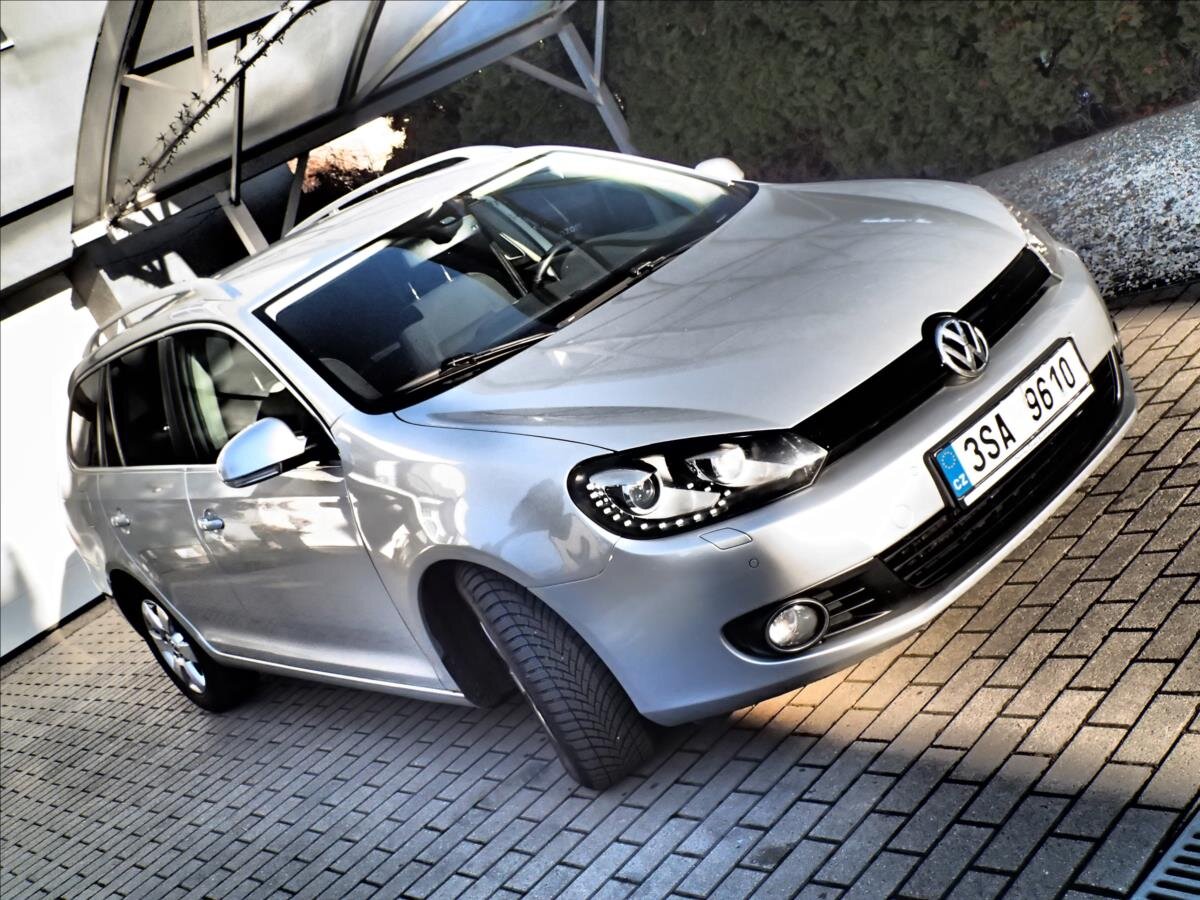 Volkswagen Golf Kombi 1,6 l 77 kw