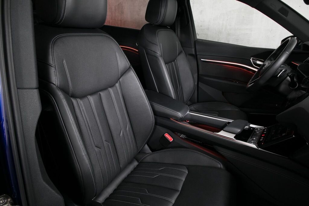 Audi e-tron SUV 0,0 300 kw