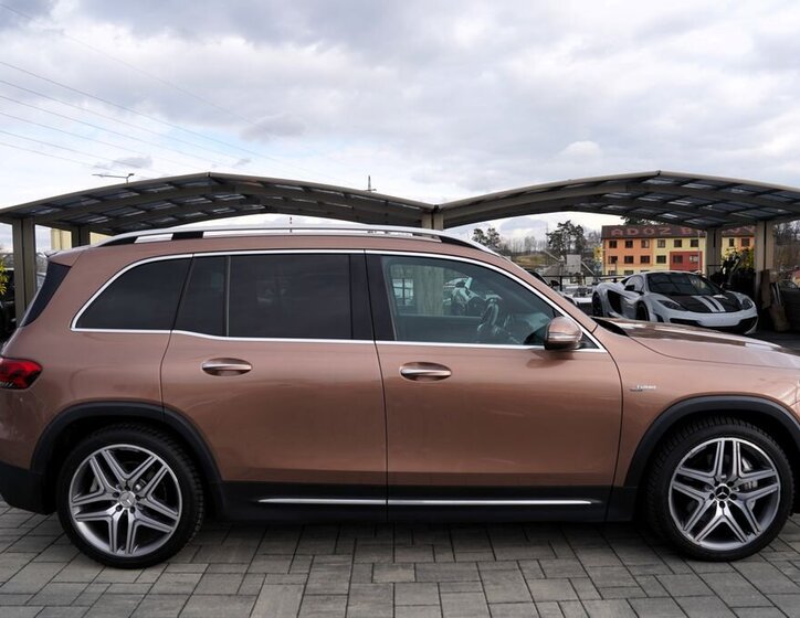 Mercedes-Benz GLB SUV / Terénní 2,0 l 225 kw