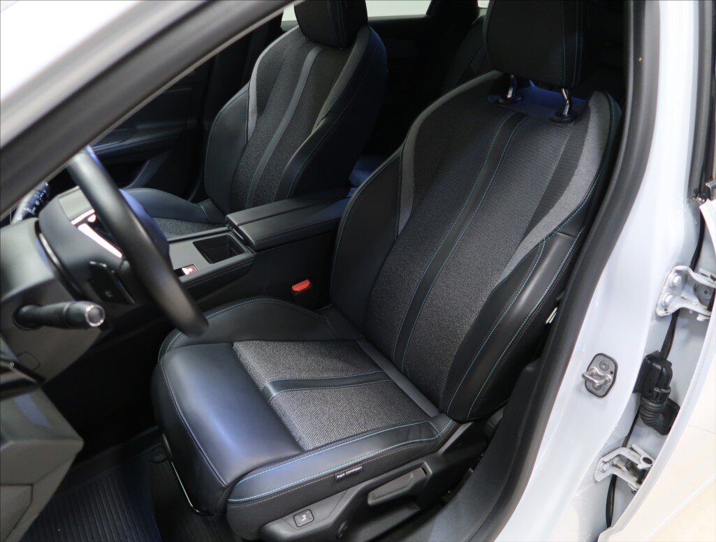 Peugeot 308 Kombi 1,2 l 96 kw