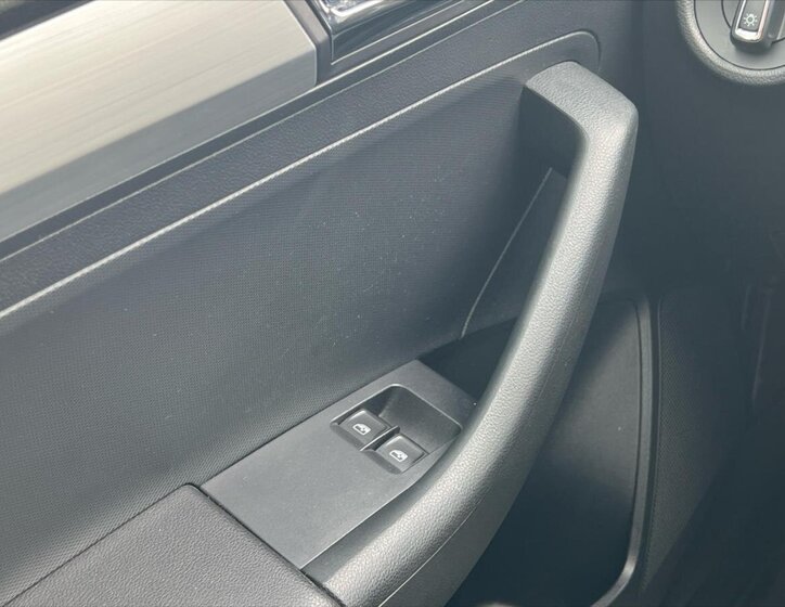 Škoda Rapid Sedan 999,0 81 kw