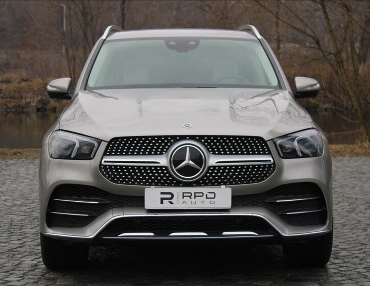 Mercedes-Benz GLE SUV 2,9 l 200 kw