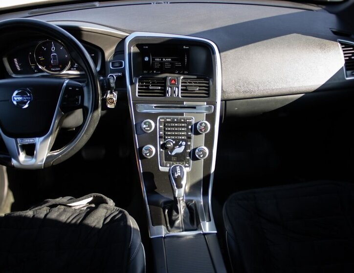 Volvo XC60 SUV / Terénní 2,0 l 140 kw