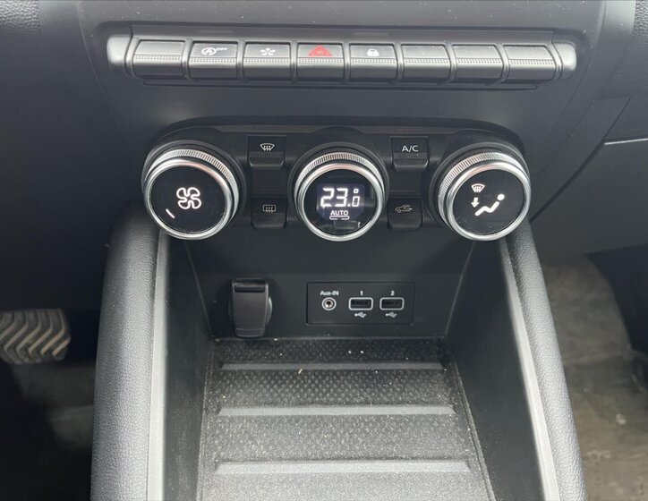 Renault Captur SUV / Terénní 1,3 l 96 kw