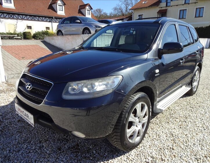 Hyundai Santa Fe SUV / Terénní 2,2 l 114 kw