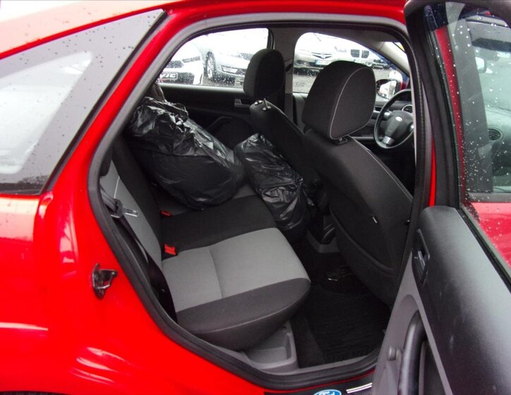 Ford Focus Hatchback 1,6 l 74 kw