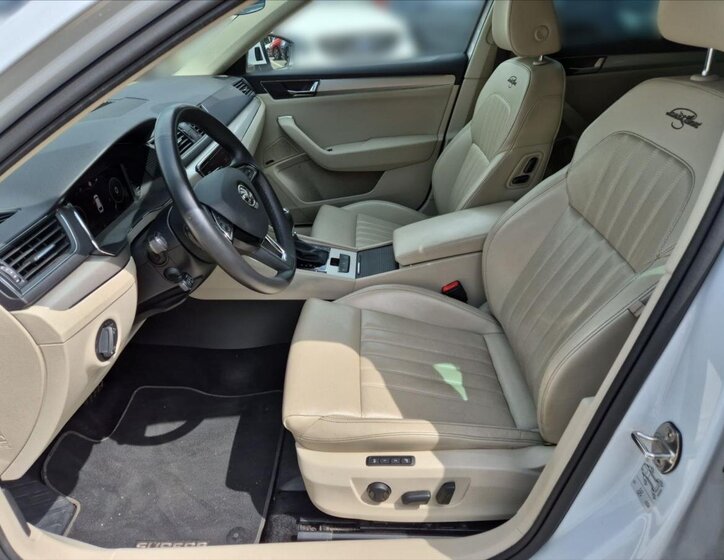 Škoda Superb Kombi 2,0 l 140 kw