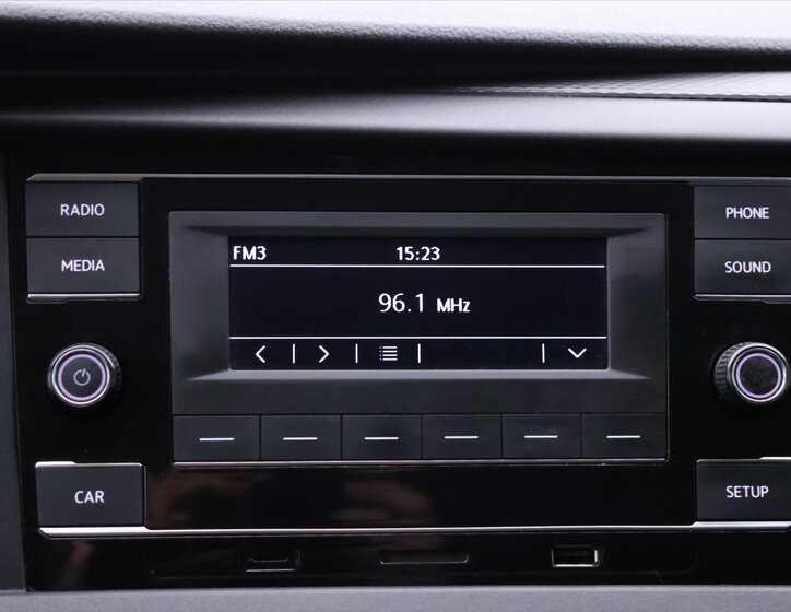 Volkswagen Transporter 18