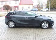 KIA Ceed Hatchback 1,5 l 117 kw