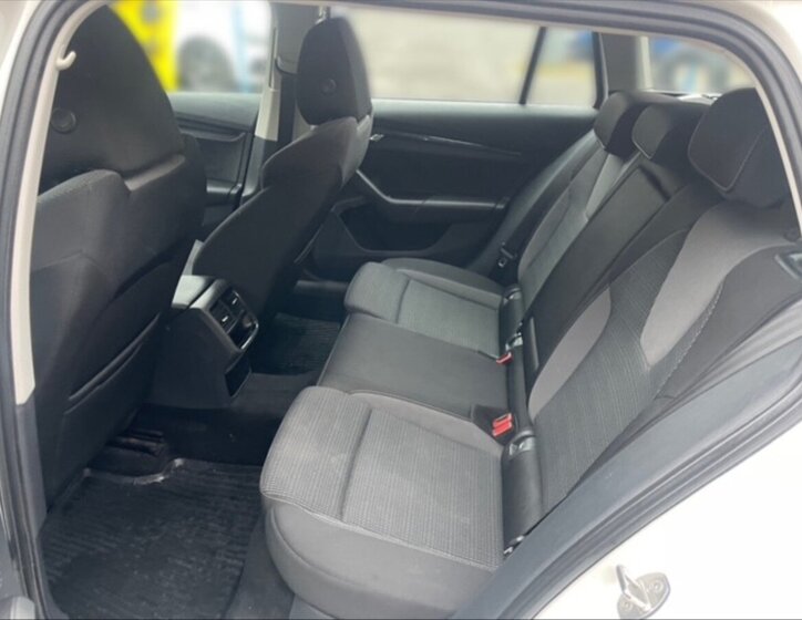 Škoda Octavia Kombi 999,0 81 kw