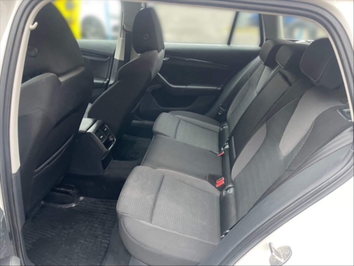 Škoda Octavia Kombi 999,0 81 kw