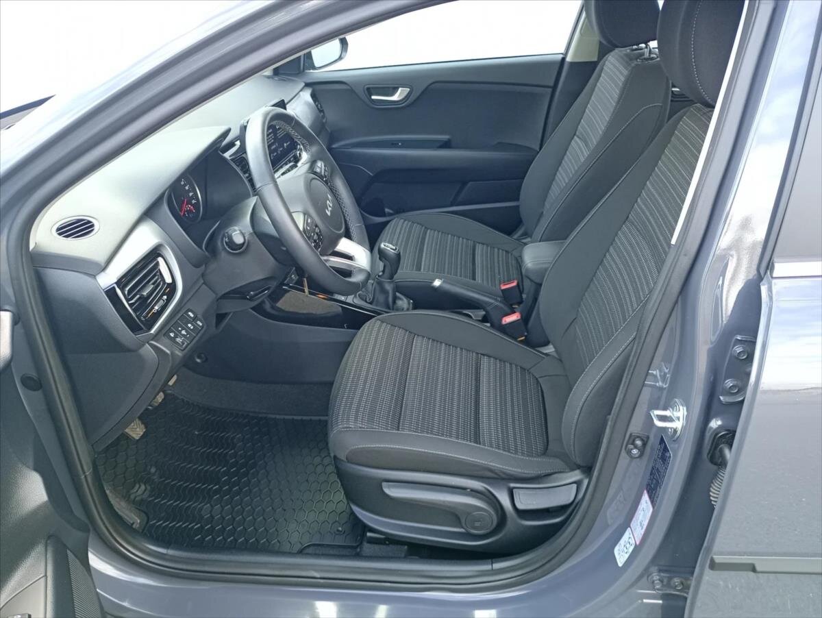 KIA Stonic Hatchback 998,0 73 kw