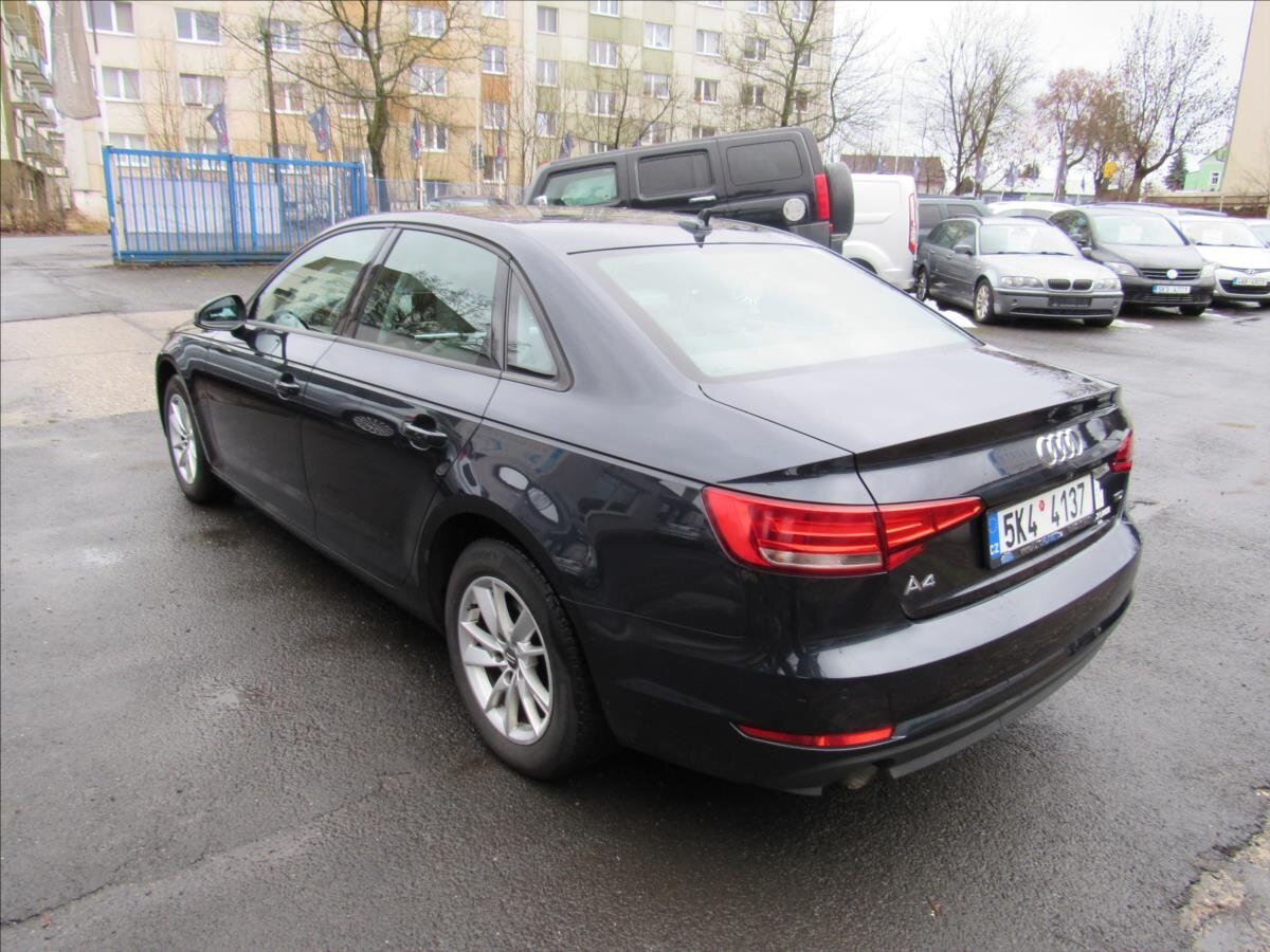 Audi A4 Sedan / Limuzína 2,0 l 110 kw